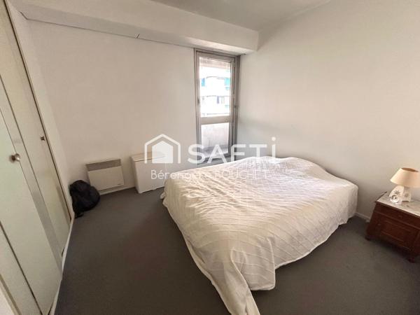 Grand t2 avec balcon Bordeaux Meriadeck
