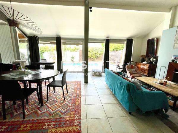 Maison de 148m2 à Caudéran Primrose avec garage et piscine