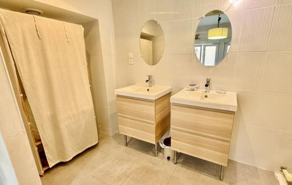 Vente Maison de charme à Bessan avec terrasse Bessan   