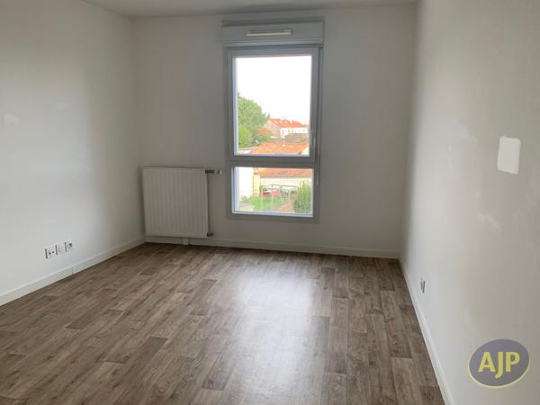 Appartement à vendre Saint Sebastien Sur Loire - 3 pièces, 62m² avec 2 chambre(s) à 217 000€ - AJP Immobilier Saint-Sébastien-sur-Loire