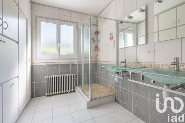 Maison à vendre 9 pièces 183 m² Yerres