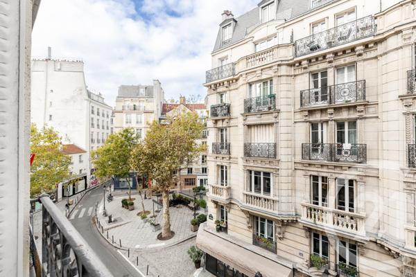 Appartement F4 à vendre  4 pièces - 93,88 m2 PARIS - 75002