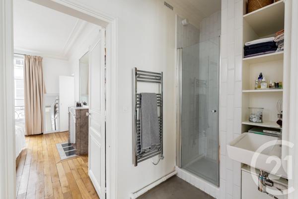 Appartement F4 à vendre  4 pièces - 93,88 m2 PARIS - 75002