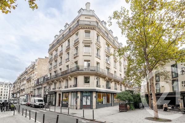 Appartement F4 à vendre  4 pièces - 93,88 m2 PARIS - 75002