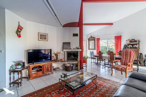 Maison à vendre |  Pessac |  7 pièces | 181 m²