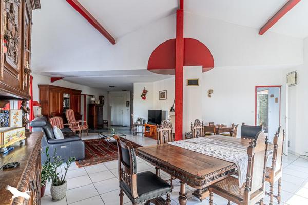 Maison à vendre |  Pessac |  7 pièces | 181 m²