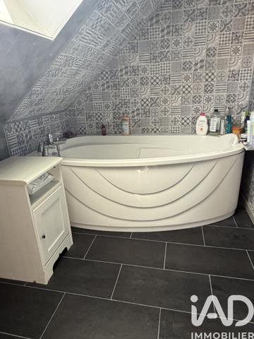 Maison à vendre 7 pièces 137 m² Beaurains