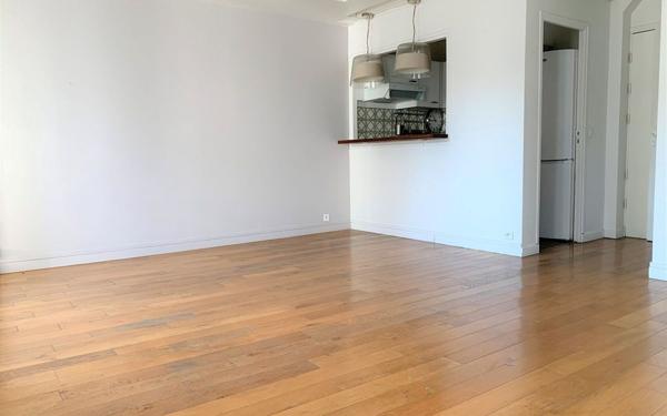 Appartement à louer    2 pièces • 39,25 m2 Paris 10
