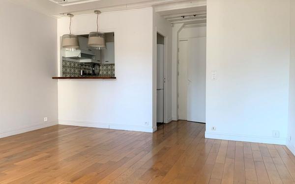 Appartement à louer    2 pièces • 39,25 m2 Paris 10