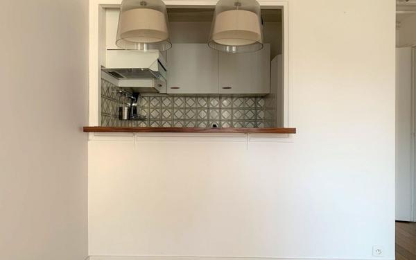 Appartement à louer    2 pièces • 39,25 m2 Paris 10
