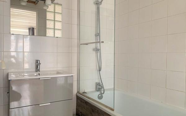 Appartement à louer    2 pièces • 39,25 m2 Paris 10