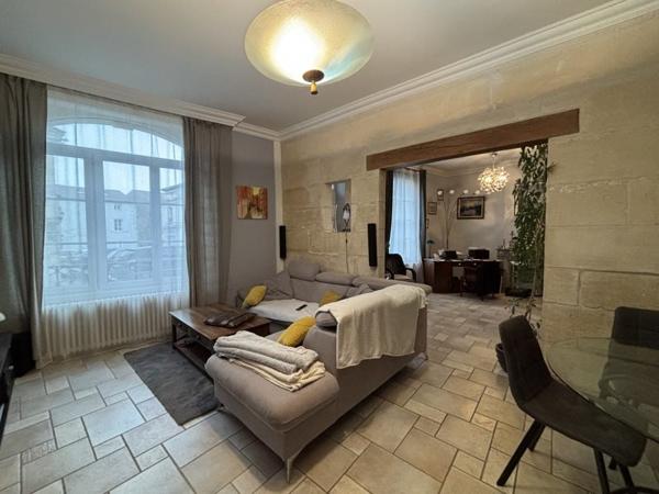 Maison à vendre |  Tonnay-Charente |  6 pièces | 185 m²