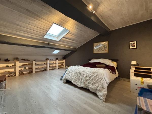 Maison à vendre |  Tonnay-Charente |  6 pièces | 185 m²