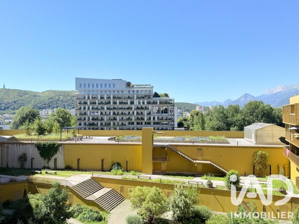 Appartement à vendre 2 pièces 49 m² Échirolles