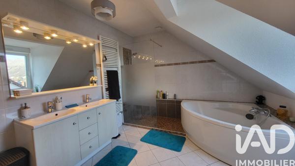 Maison à vendre 6 pièces 170 m² Ornans