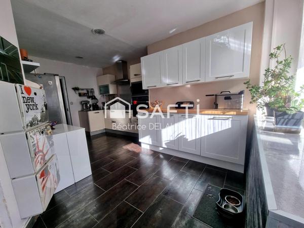 MAISON D'ENVIRON 80M2, 2 CHAMBRES ET UN EXTÉRIEUR