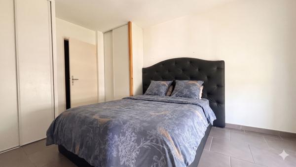 Grand F2 vendu loué avec balcon et parking sous-sol