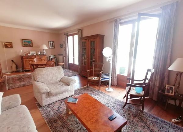 Maison à vendre    5 pièces • 150 m2 Saint-Georges-de-Didonne