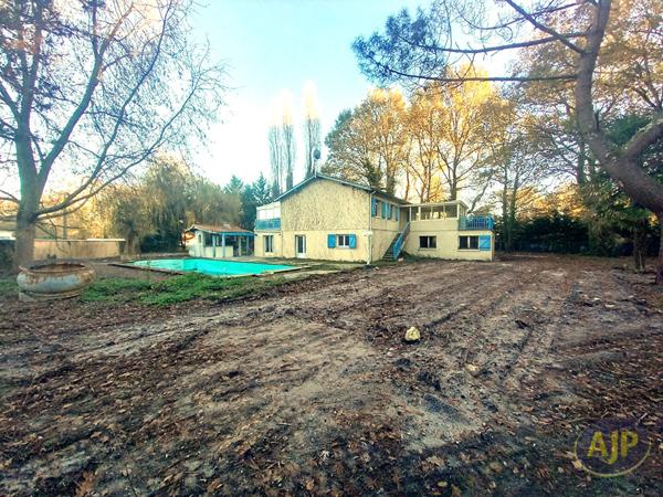 Vente maison Lesparre Medoc : 250 000 € - AJP Lesparre Immobilier