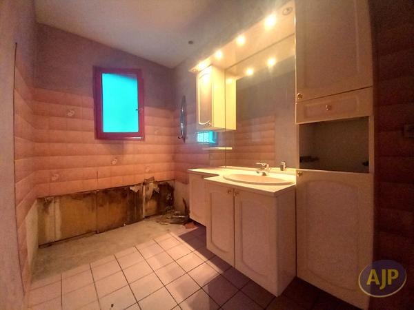 Vente maison Lesparre Medoc : 250 000 € - AJP Lesparre Immobilier