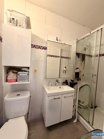 Maison
                                                                                                                                                                                                                                                                                                                        5 pièce(s)                                                                                                                                                                                                          4 chambre(s)                                                                                                                                                                                                          105  m²