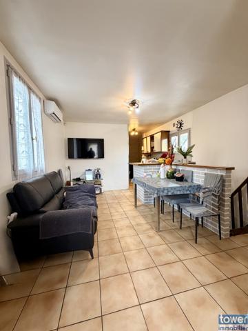 Maison
                                                                                                                                                                                                                                                                                                                        5 pièce(s)                                                                                                                                                                                                          4 chambre(s)                                                                                                                                                                                                          105  m²