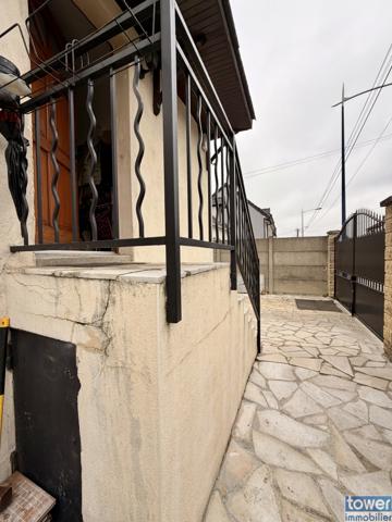 Maison
                                                                                                                                                                                                                                                                                                                        5 pièce(s)                                                                                                                                                                                                          4 chambre(s)                                                                                                                                                                                                          105  m²