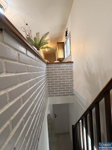 Maison
                                                                                                                                                                                                                                                                                                                        5 pièce(s)                                                                                                                                                                                                          4 chambre(s)                                                                                                                                                                                                          105  m²