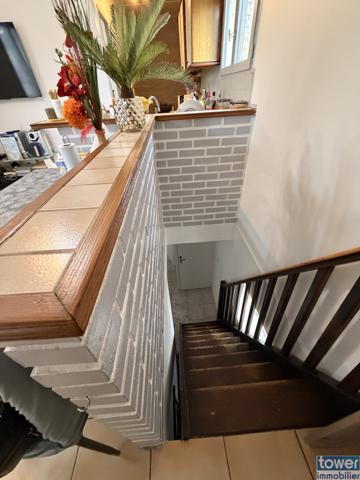 Maison
                                                                                                                                                                                                                                                                                                                        5 pièce(s)                                                                                                                                                                                                          4 chambre(s)                                                                                                                                                                                                          105  m²