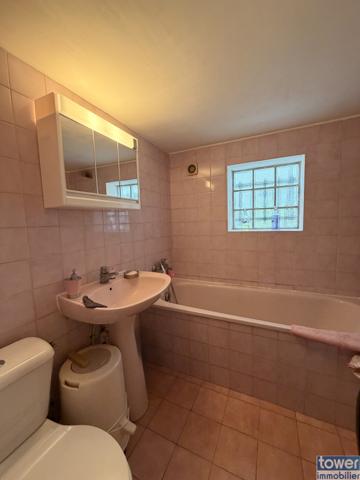 Maison
                                                                                                                                                                                                                                                                                                                        5 pièce(s)                                                                                                                                                                                                          4 chambre(s)                                                                                                                                                                                                          105  m²