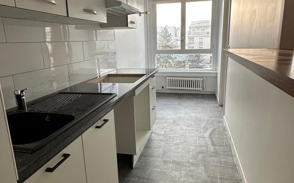 Appartement à louer    1 pièce • 40,90 m2 Courbevoie