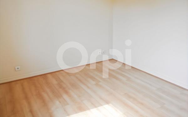 Appartement à louer    2 pièces • 44,30 m2 Coye-la-Forêt