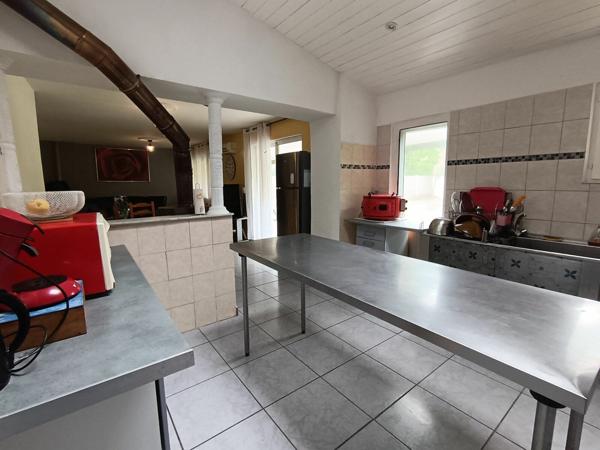 Maison à vendre    6 pièces •  Ambarès-et-Lagrave