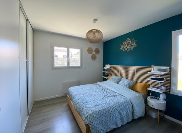Maison
         4 pièces
        - 110 m²
