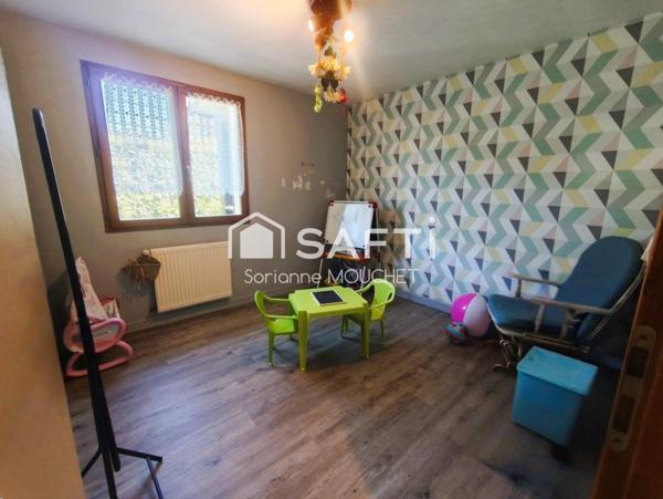 Maison de plein pied avec vue sur la foret