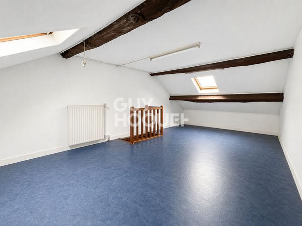 espace commercial et habitation