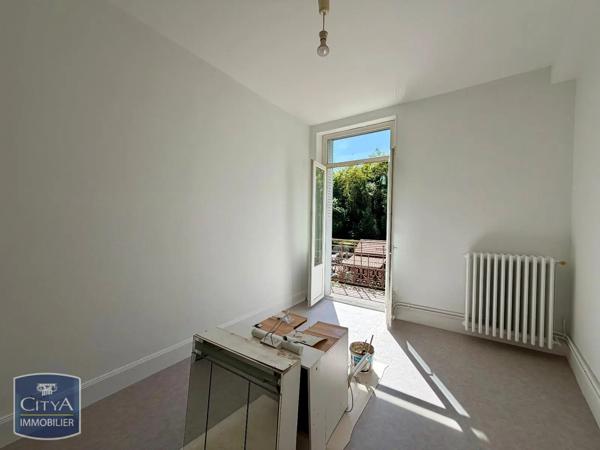 Appartement à louer 4 pièces 72.56m² Châtel-Guyon (63140)
