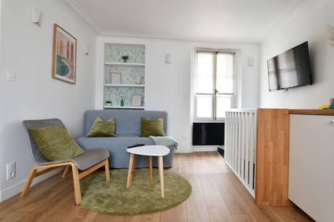 Coup de cœur en plein centre de Nogent-sur-Marne ! Duplex entièrement rénové, meublé et équipé, vendu clé en main avec deux caves. Idéal premier achat ou investissement locatif à forte attractivité