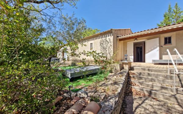 Maison à vendre    5 pièces • 118 m2 Reillanne