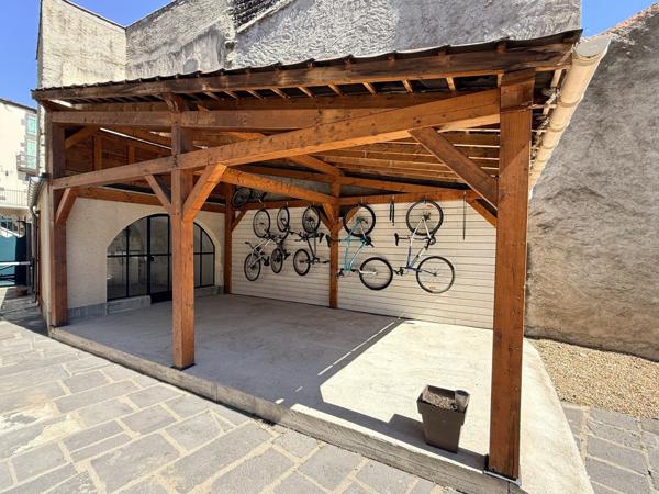 Aubière centre – Maison vigneronne et grange réhabilitée