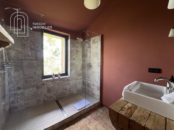 Mas d’Exception en Camargue – Authenticité, Élégance et Prestations