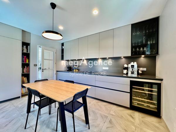 Maison à Champigny, 89340 - 7 pièces 202m²