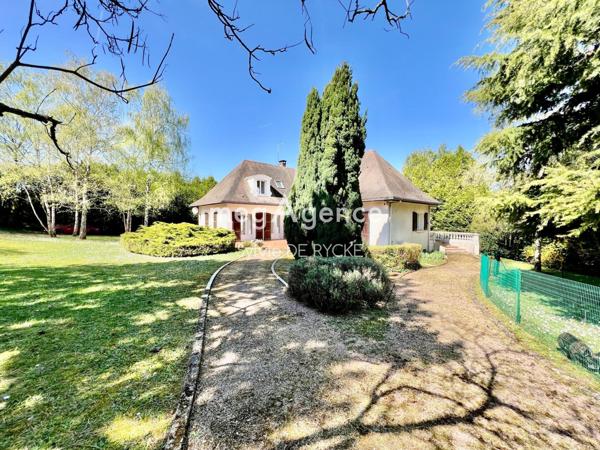 Maison à Champigny, 89340 - 7 pièces 202m²