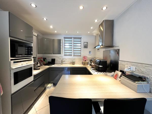 Berre-l'Étang (13130) Maison T4 avec STUDIO Berre L'étang