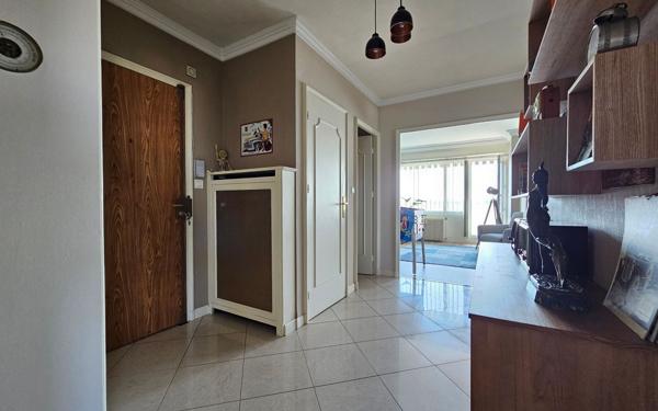 Appartement à vendre    4 pièces • 97,80 m2 Saint-Étienne