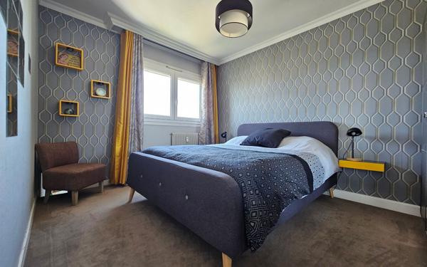 Appartement à vendre    4 pièces • 97,80 m2 Saint-Étienne