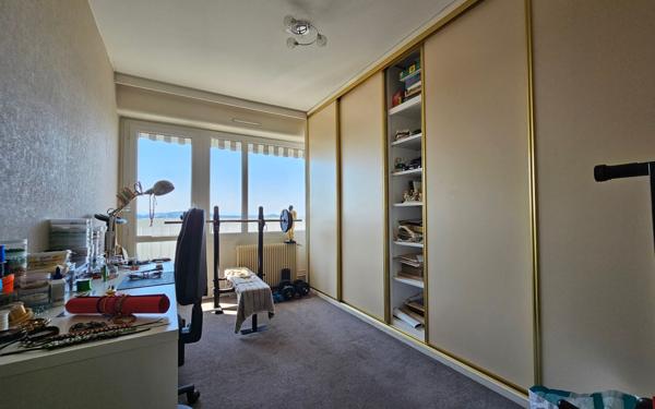 Appartement à vendre    4 pièces • 97,80 m2 Saint-Étienne