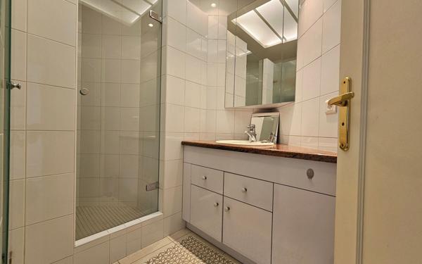 Appartement à vendre    4 pièces • 97,80 m2 Saint-Étienne