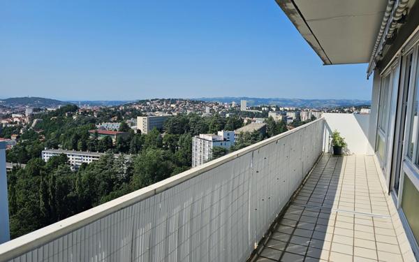 Appartement à vendre    4 pièces • 97,80 m2 Saint-Étienne