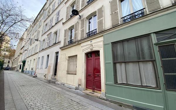 Appartement à louer    4 pièces •  Paris 17